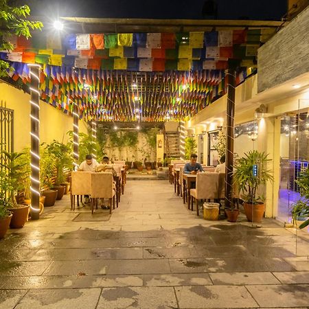 Hotel Highlander, Thamel Катманду Екстериор снимка