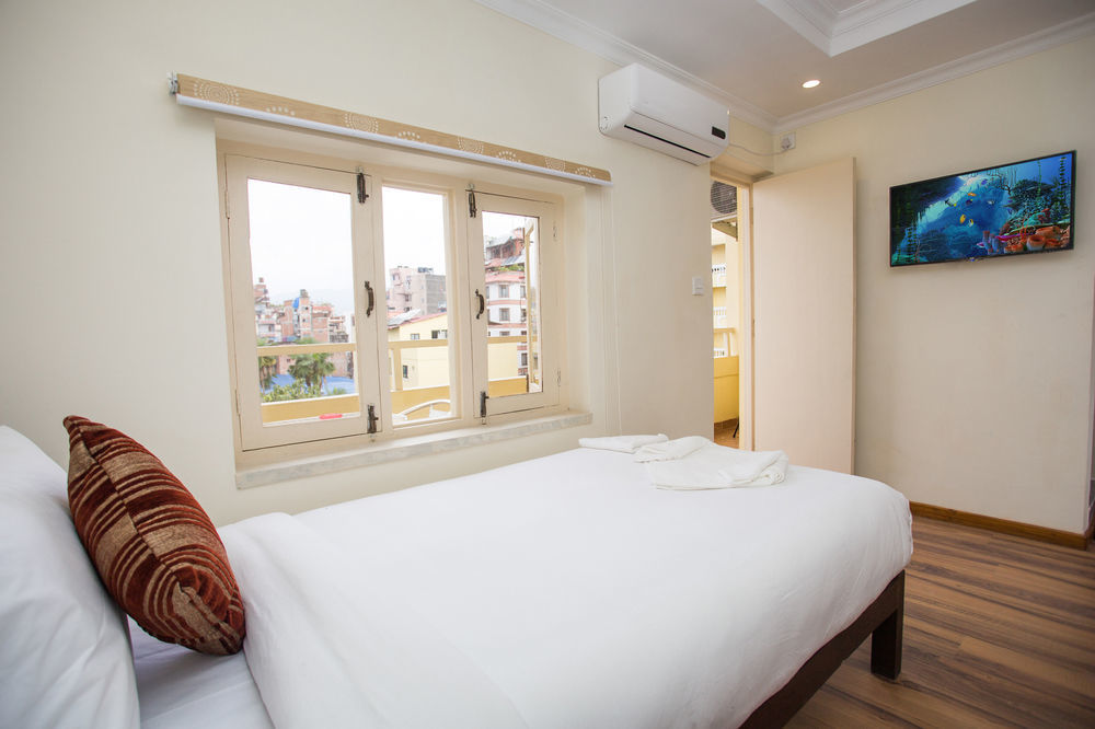 Hotel Highlander, Thamel Катманду Екстериор снимка