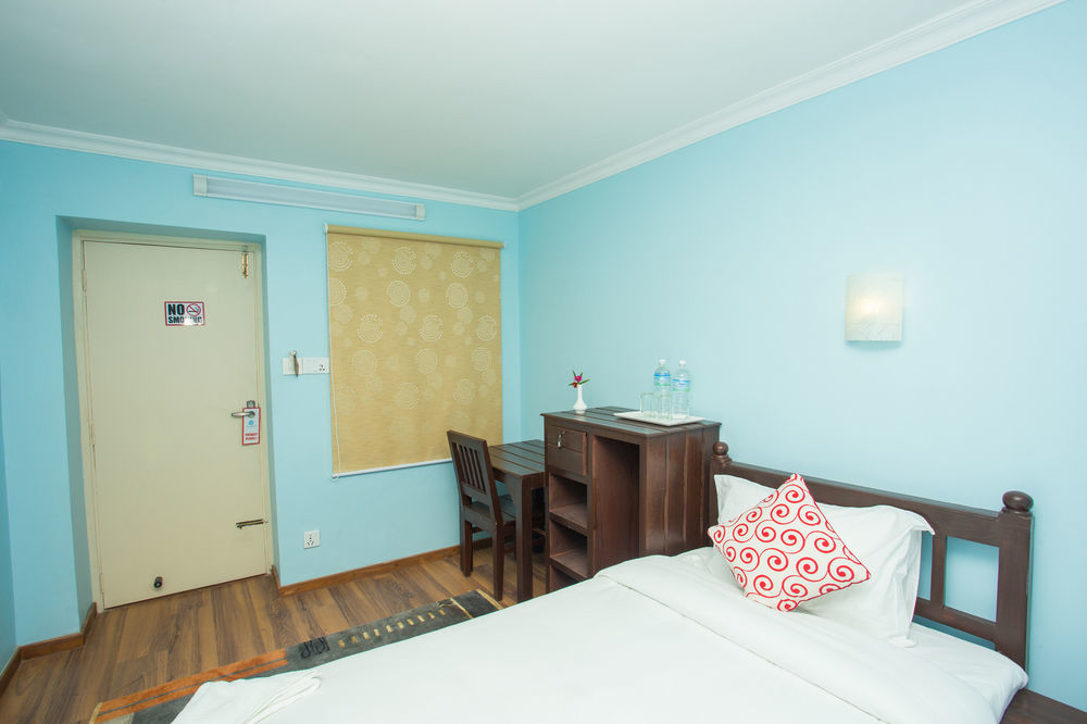 Hotel Highlander, Thamel Катманду Екстериор снимка