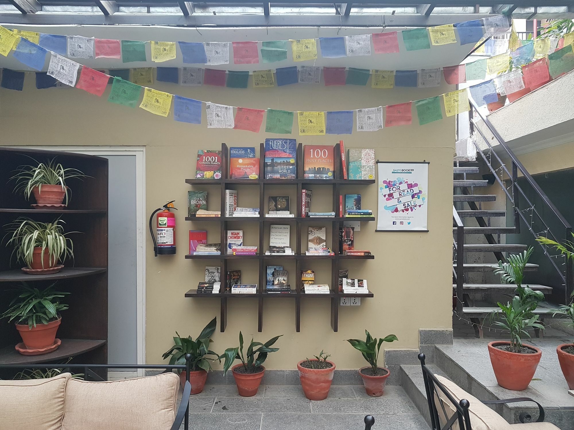 Hotel Highlander, Thamel Катманду Екстериор снимка