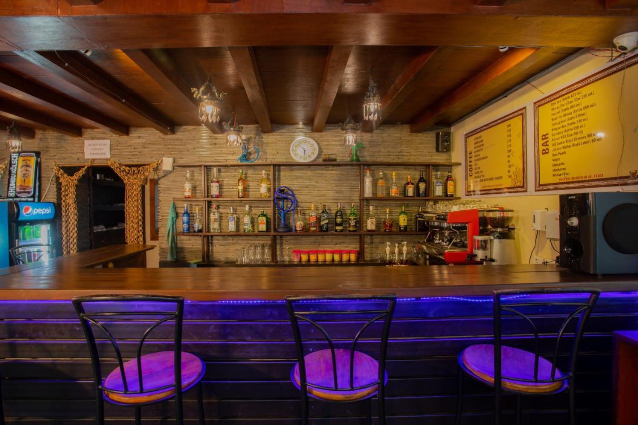 Hotel Highlander, Thamel Катманду Екстериор снимка